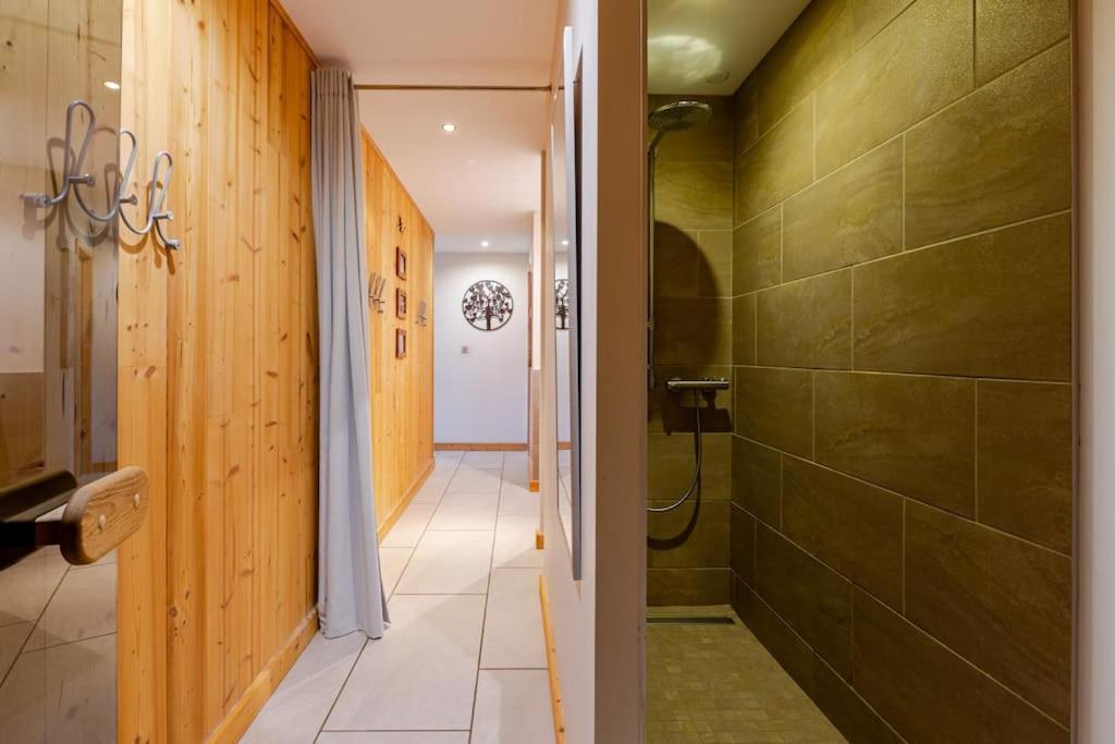 Appartement En Chalet Individuel Sauna Piscine Valmeinier Exterior foto